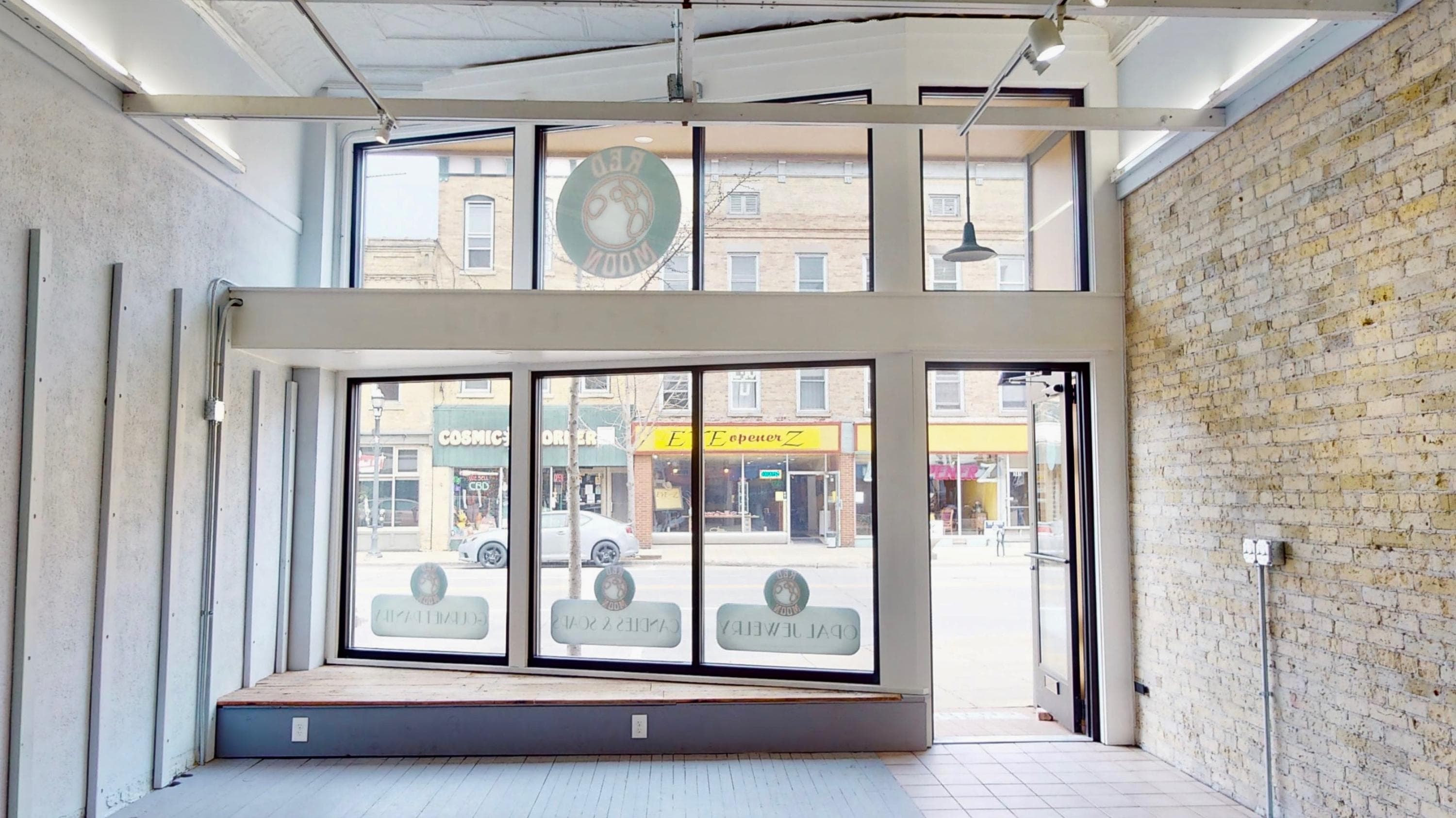 Display Windows