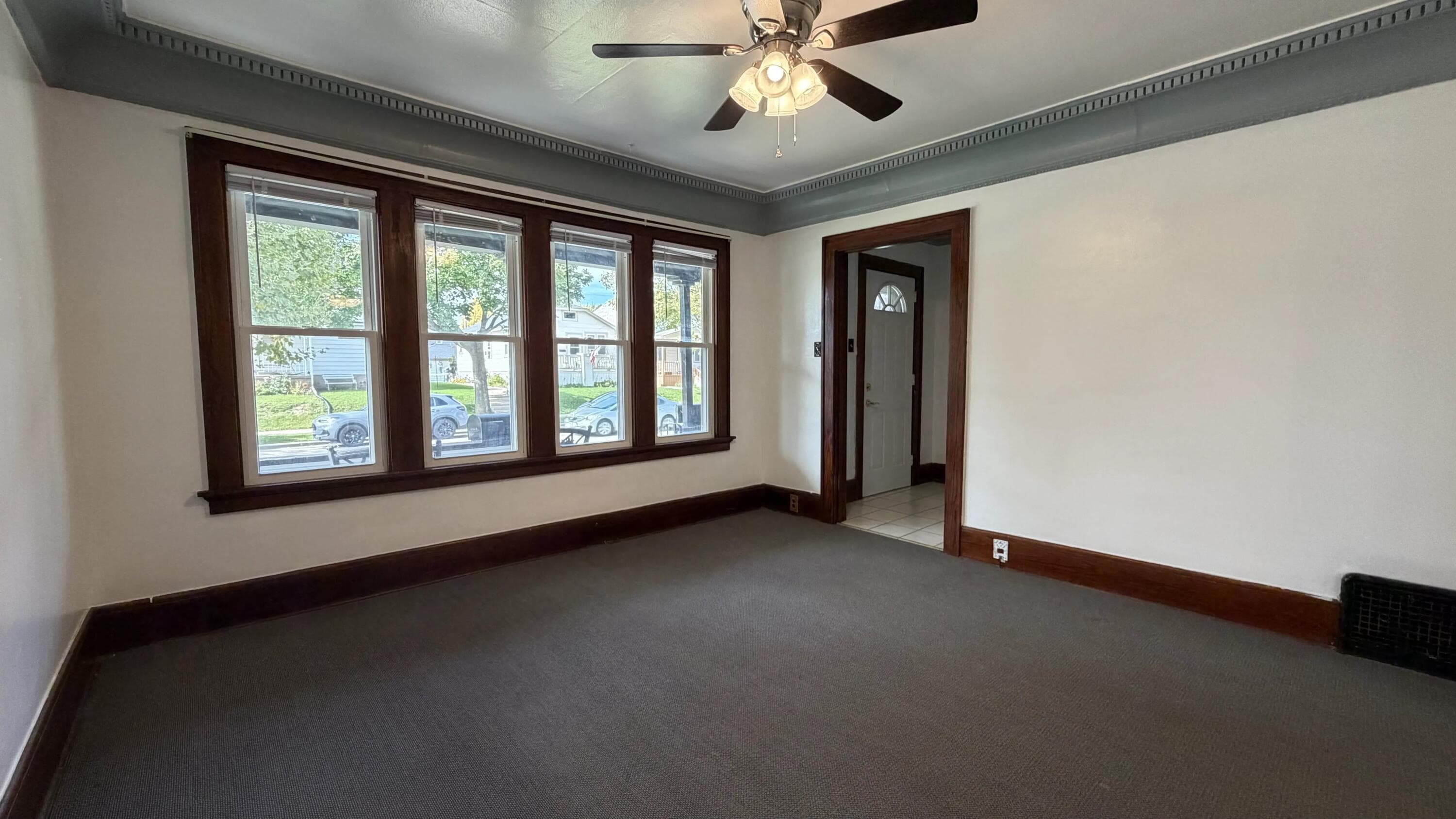 1st Floor Living Room