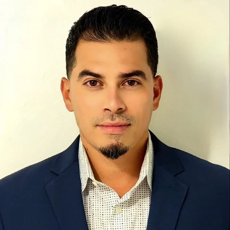 Humberto Valle