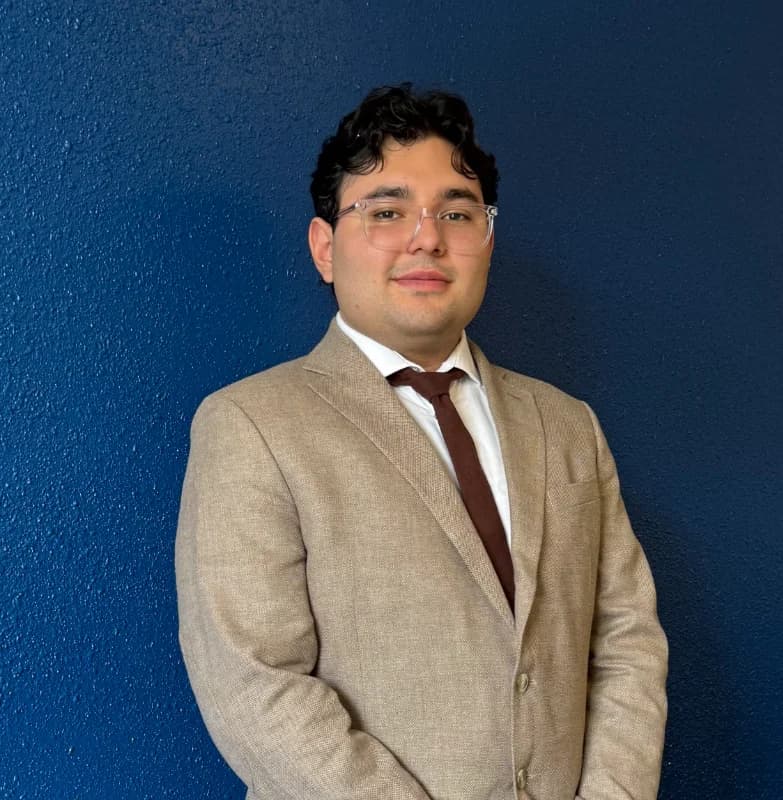 Alan A Ruiz Gonzalez